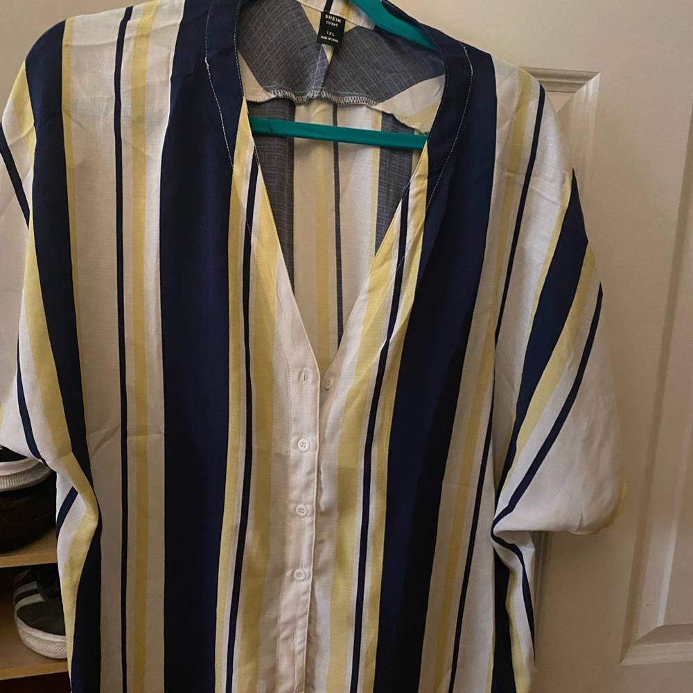 Shein Curve Striped Top - 1XL